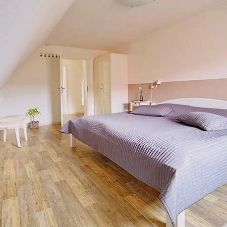 Апартаменты Zollstrasse 2. Etage Блеккеде